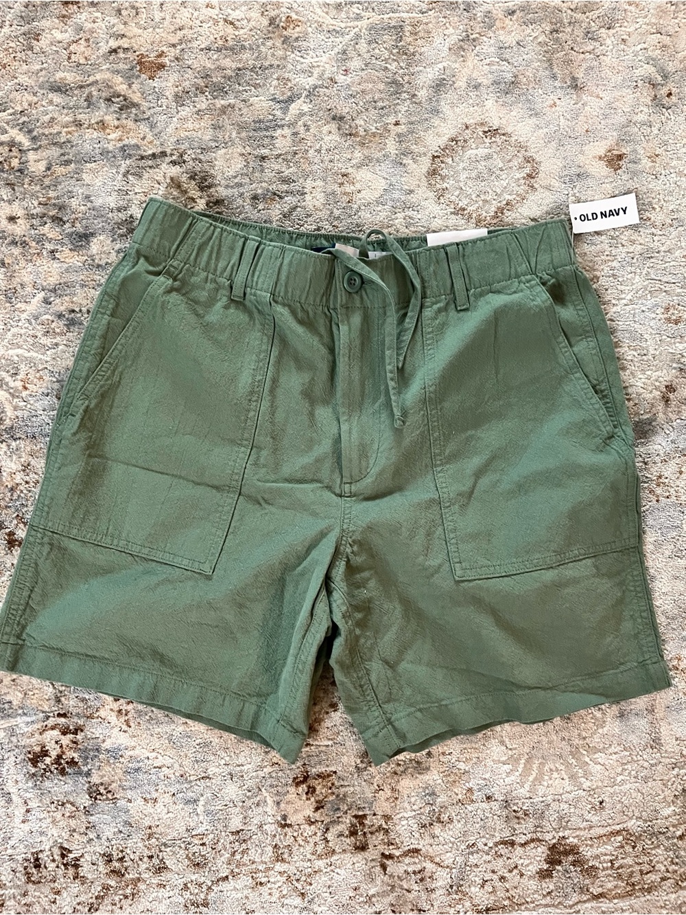 NWT Old Navy Men's Sage Green Drawstring Patch-Pocket Shorts